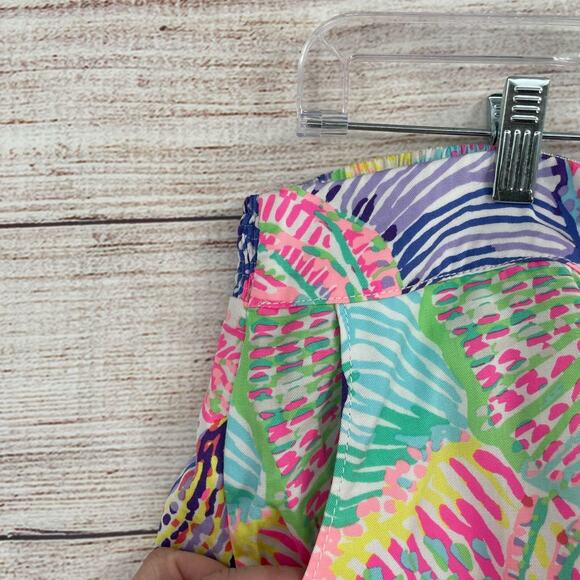 Lilly Pulitzer Floral Pull On Shorts Women's Size Small Multicolor - Picture 3 of 7